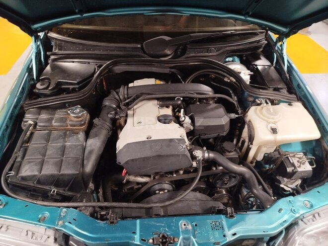 Mercedes C 200 1997, 253,282 km - 2.0 л - Gəncə