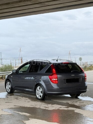 Kia  2010, 240,000 km - 1.4 l - Sumqayıt