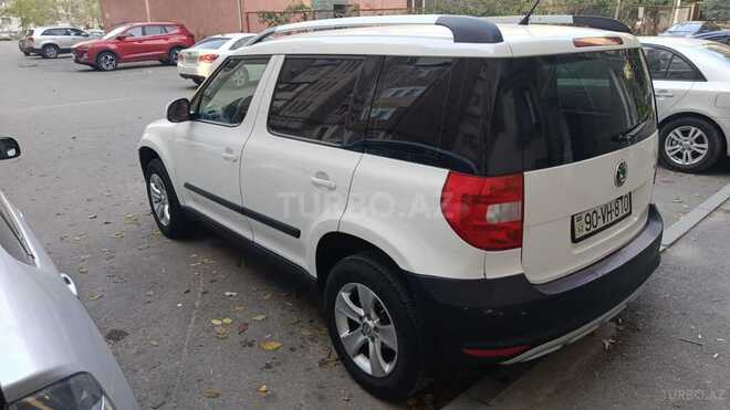 Skoda Yeti 2010, 233,000 km - 1.2 л - Bakı