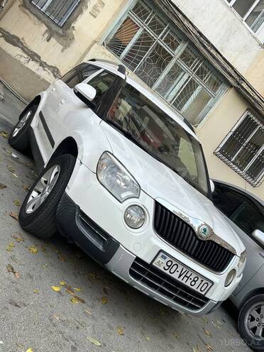 Skoda Yeti 2010, 233,000 km - 1.2 л - Bakı