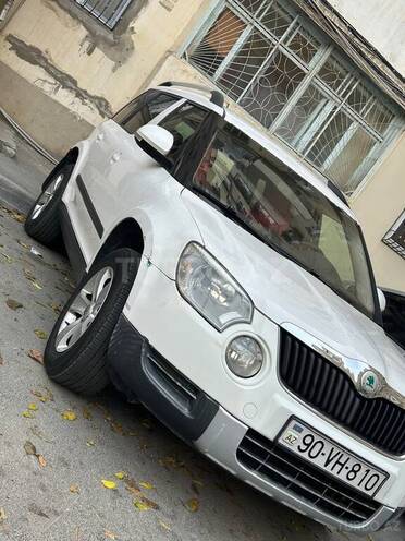 Skoda Yeti 2010, 233,000 km - 1.2 л - Bakı