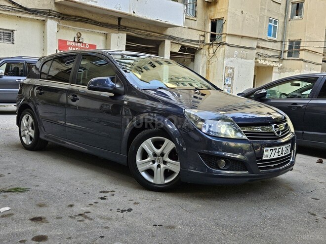Opel Astra 2009, 226,438 km - 1.4 л - Bakı