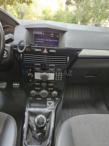 Opel Astra 2009, 226,438 km - 1.4 л - Bakı