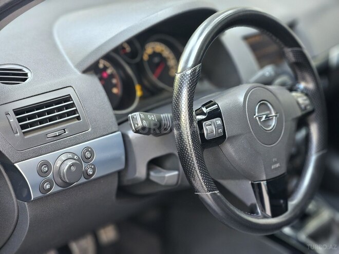 Opel Astra 2009, 226,438 km - 1.4 л - Bakı