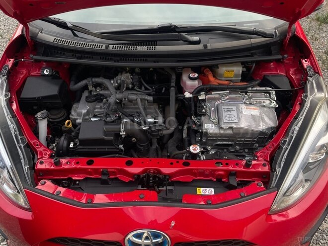 Toyota Prius C 2017, 50,000 km - 1.5 l - Bakı