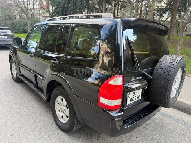 Mitsubishi Pajero 2004, 285,000 km - 3.0 л - Bakı