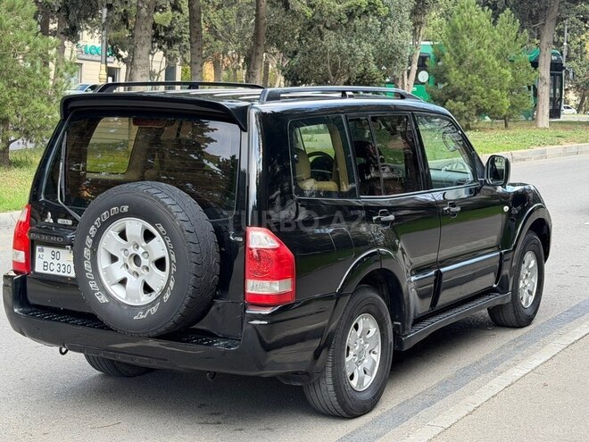 Mitsubishi Pajero 2004, 285,000 km - 3.0 л - Bakı