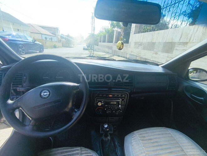 Opel Vectra 1996, 254,643 km - 1.8 l - Sumqayıt
