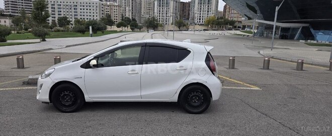 Toyota Aqua 2017, 157,000 km - 1.5 l - Bakı