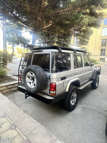 Toyota Land Cruiser 2012, 185,000 km - 4.2 l - Bakı