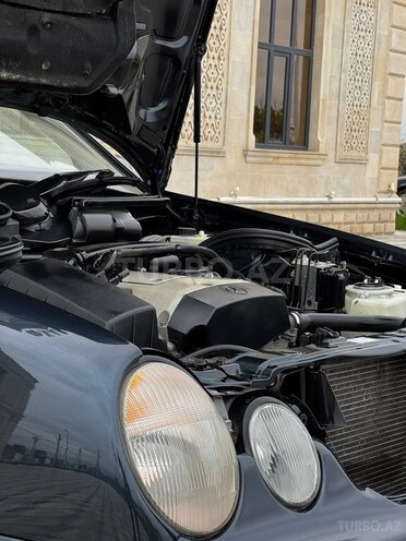 Mercedes E 200 2000, 328,000 km - 2.0 l - Saatlı