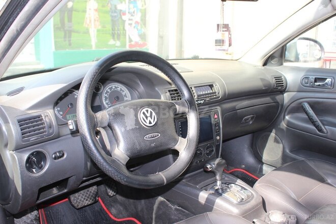 Volkswagen Passat 2004, 573,554 km - 1.8 л - Bakı