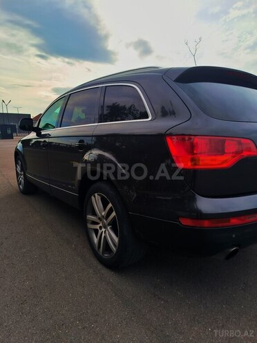 Audi Q7 2006, 283,000 km - 4.2 l - Gəncə