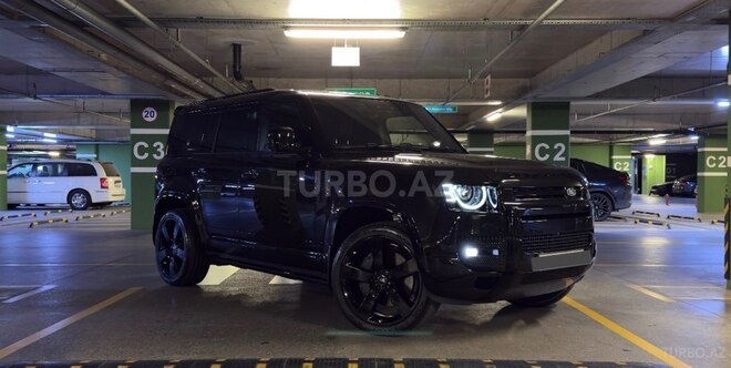 Land Rover Defender 2023, 33,000 km - 3.0 l - Bakı