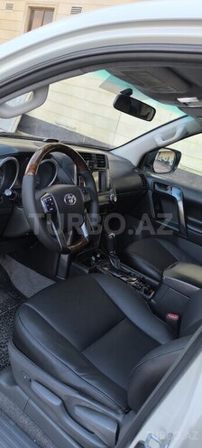 Toyota Land Cruiser Prado 2010, 239,000 km - 2.7 l - Bakı