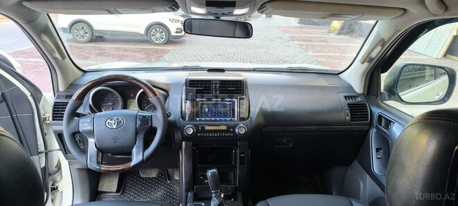 Toyota Land Cruiser Prado 2010, 239,000 km - 2.7 l - Bakı