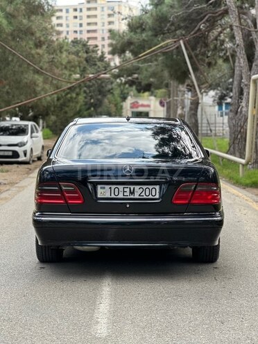 Mercedes E 320 1999, 348,000 km - 3.2 л - Bakı