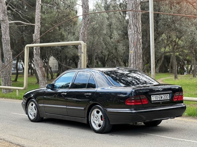 Mercedes E 320 1999, 348,000 km - 3.2 л - Bakı