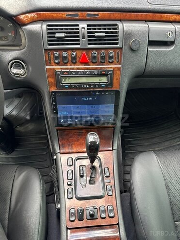 Mercedes E 320 1999, 348,000 km - 3.2 л - Bakı