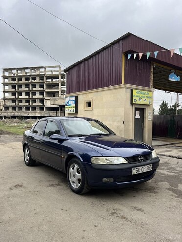 Opel Vectra 1999, 352,142 km - 1.8 l - Qazax