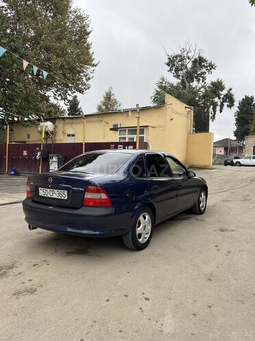 Opel Vectra 1999, 352,142 km - 1.8 l - Qazax