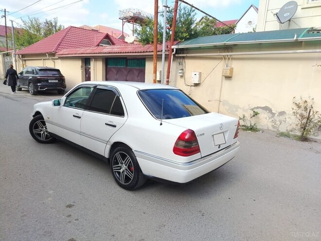 Mercedes C 220 1994, 326,890 km - 2.2 л - Bakı