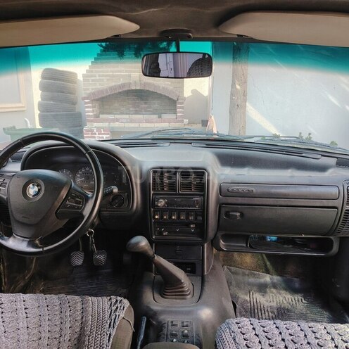 GAZ 3110 2002, 200,000 km - 2.3 л - Bakı