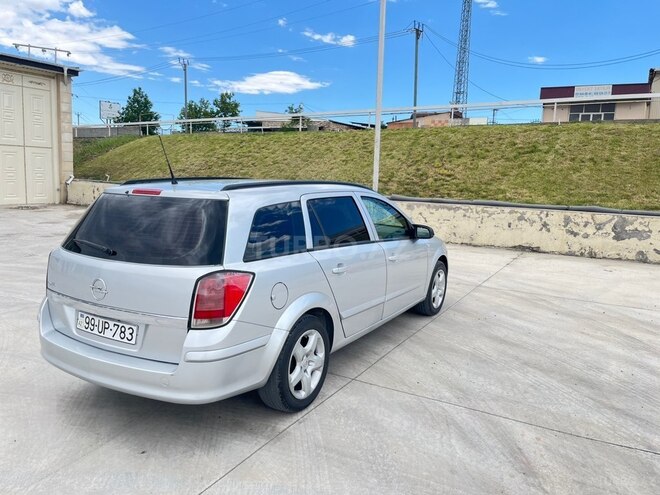 Opel Astra 2006, 200,000 km - 1.9 l - Şəmkir