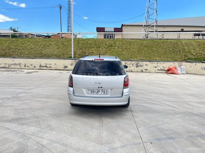 Opel Astra 2006, 200,000 km - 1.9 l - Şəmkir