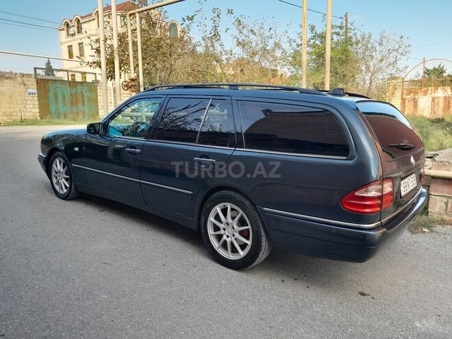 Mercedes E 240 1999, 240,000 km - 2.4 l - Bakı