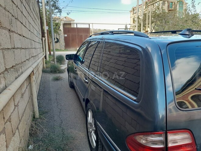 Mercedes E 240 1999, 240,000 km - 2.4 l - Bakı
