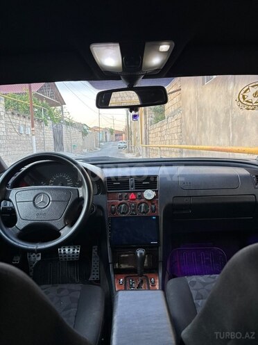 Mercedes C 180 1999, 299,350 km - 1.8 l - Bakı