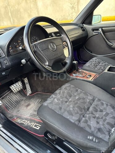Mercedes C 180 1999, 299,350 km - 1.8 l - Bakı