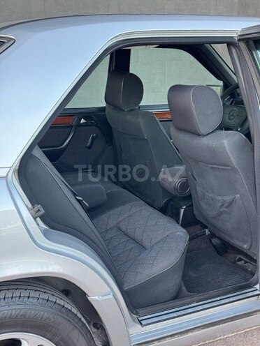 Mercedes 200 E 1995, 148,000 km - 2.0 l - Bakı