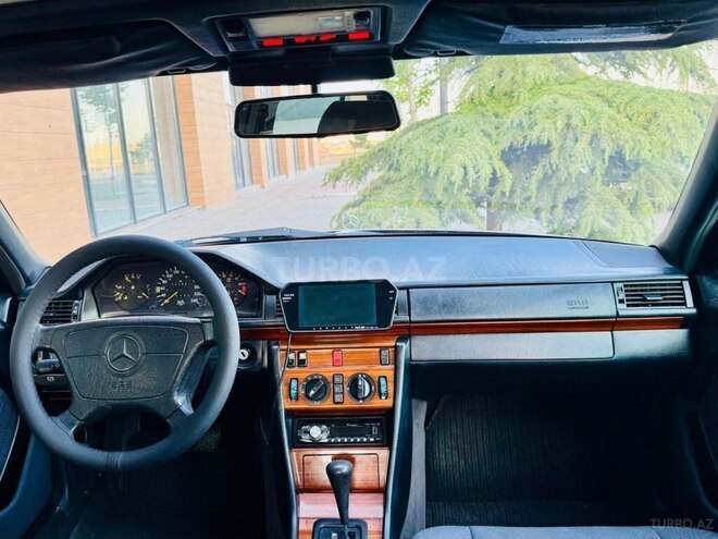 Mercedes 200 E 1995, 148,000 km - 2.0 l - Bakı