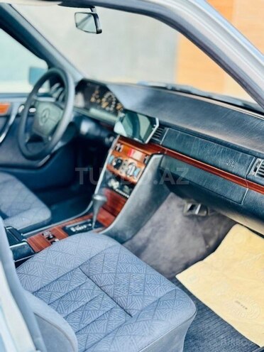 Mercedes 200 E 1995, 148,000 km - 2.0 l - Bakı