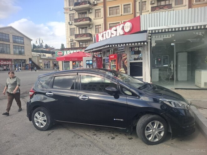 Nissan Note 2016, 280,000 km - 1.2 л - Bakı