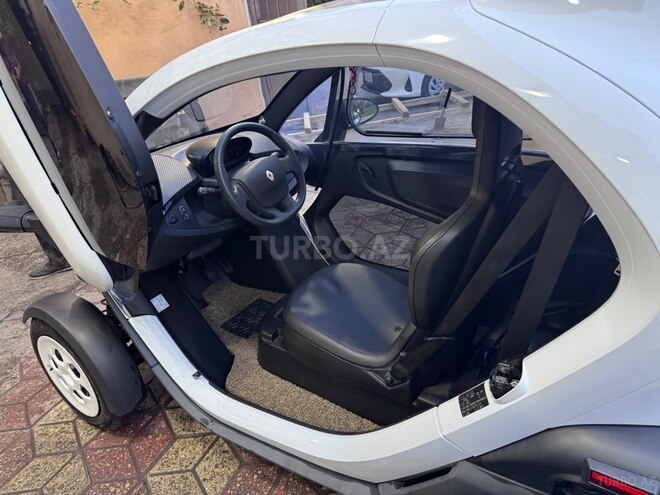 Renault  2020, 4,000 km - 0.0 l - Bakı