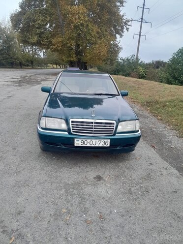 Mercedes C 220 1995, 507,262 km - 2.2 л - Qax