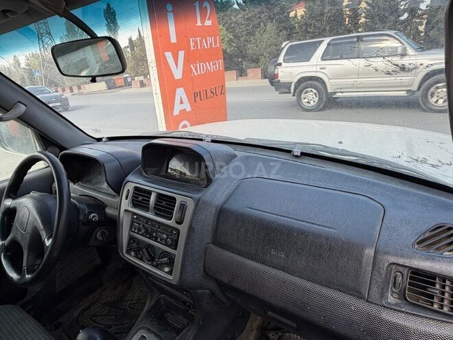 Mitsubishi Pajero io 1999, 207,680 km - 1.8 l - Bakı
