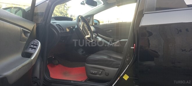 Toyota Prius 2015, 233,355 km - 1.8 л - Sumqayıt