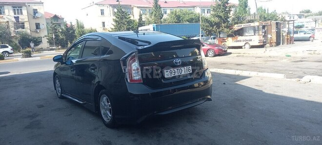 Toyota Prius 2015, 233,355 km - 1.8 л - Sumqayıt