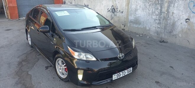 Toyota Prius 2015, 233,355 km - 1.8 л - Sumqayıt