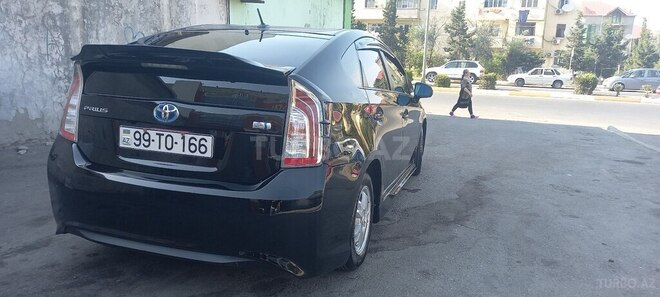 Toyota Prius 2015, 233,355 km - 1.8 л - Sumqayıt