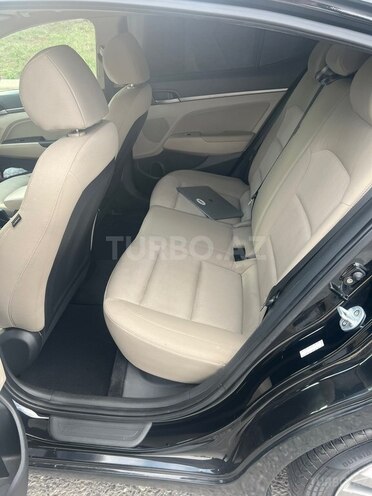 Hyundai Elantra 2016, 196,905 km - 2.0 л - Bakı