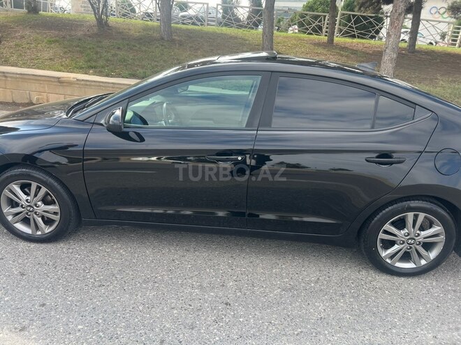 Hyundai Elantra 2016, 196,905 km - 2.0 л - Bakı