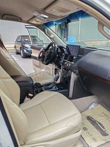 Toyota Land Cruiser Prado 2010, 242,000 km - 2.7 l - Bakı