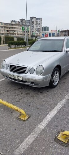 Mercedes E 270 2001, 226,000 km - 2.7 л - Bakı