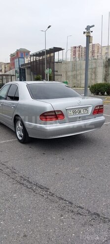 Mercedes E 270 2001, 226,000 km - 2.7 л - Bakı