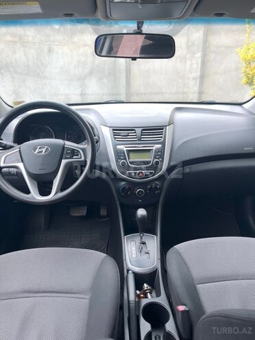 Hyundai Accent 2012, 244,620 km - 1.6 l - Gəncə